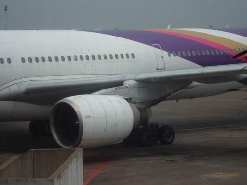 THAI 141_resize.jpg